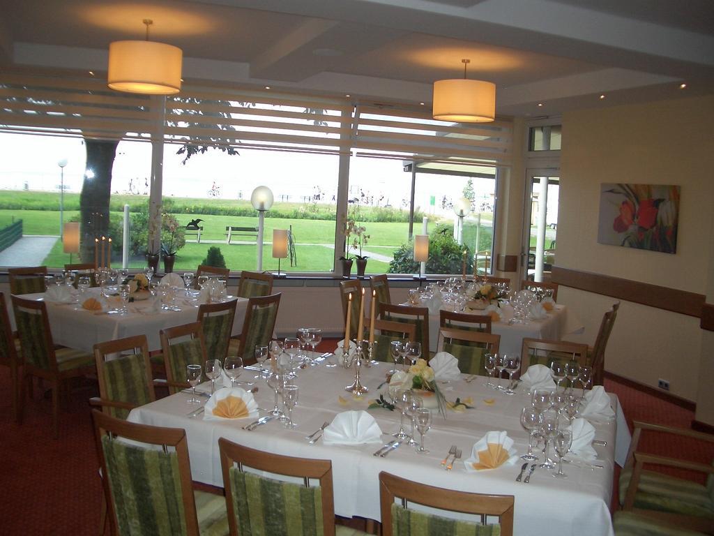 Dummerhotel Strandlust 伦布鲁 外观 照片